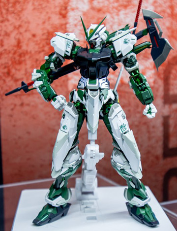 Metal Build MBF-P04 Gundam Astray Green Frame