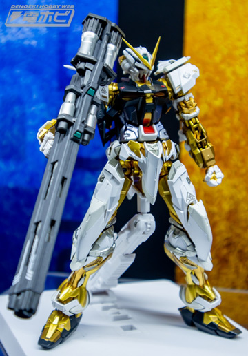 Metal Build MBF-P01 Gundam Astray Gold Frame